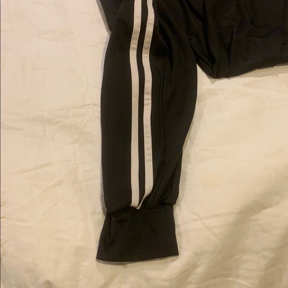 2 Striped Jogger - Picture 2 of 4